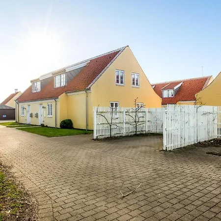 Holiday home Gorgeous In With Kitchen *