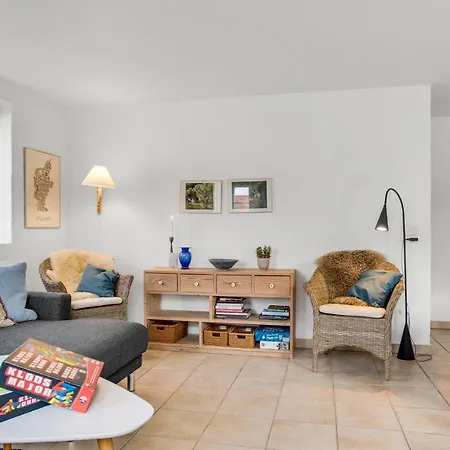 Gorgeous In With Kitchen
