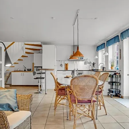 Holiday home Gorgeous In With Kitchen Skagen